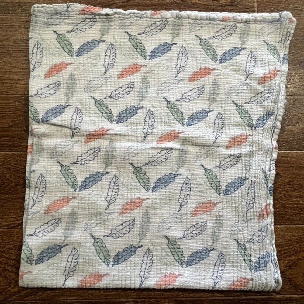 Aden + Anais Muslin Swaddling Blanket Feather Print Cotton Baby Infant - Picture 3 of 4